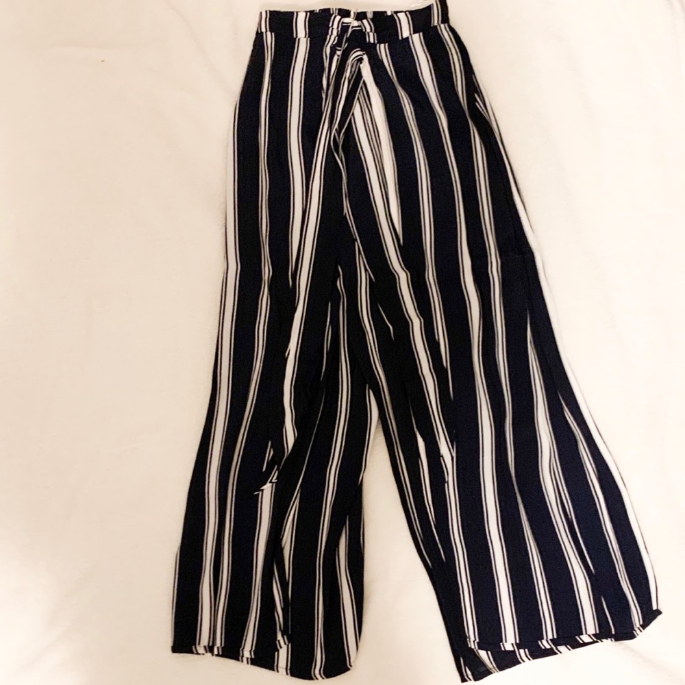 Planet blue pants- comes with white crop top